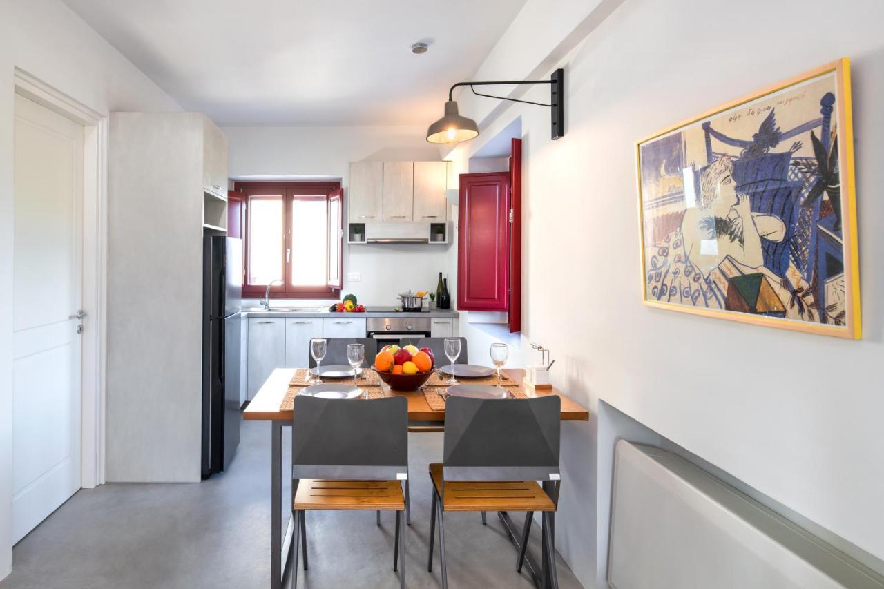 אויה Aplada Suites מראה חיצוני תמונה
